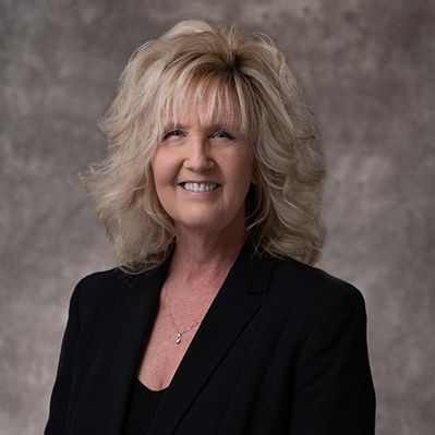 Lyn Lear Headshot of Lyn Lear